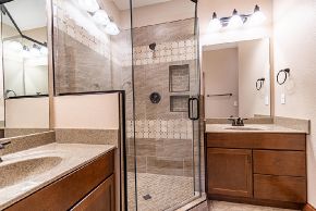 Gumm Home Bathroom_1