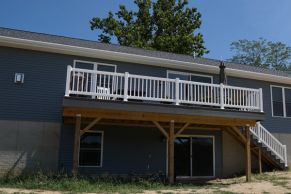 Robenstein Exterior_3