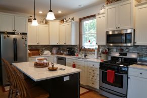 Robenstein Kitchen_1